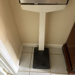 Doctor’s Office weight Scale