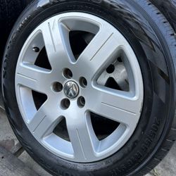 4- KUMHO SOLUS RADIAL SPORT 