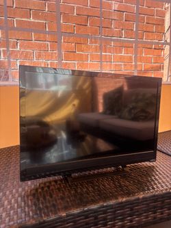 Vizio 20” TV Monitor Screen - Not A Smart TV