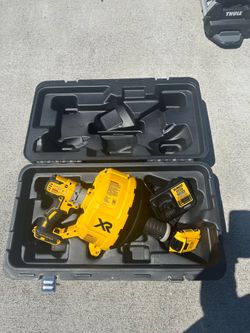 DeWalt 20V MAX XR Reciprocating Saw Kit with Battery, Charger and Case