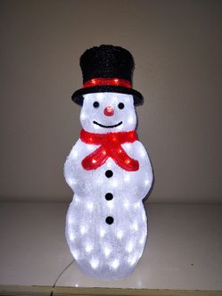 20" WeRChristmasPre-Lit Acrylic Snowman with 100 Bright White LEDs NEW w/o Box