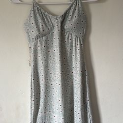 Small Dresses 