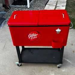 Black + Decker Nuka Cola Cooler With Wheels 