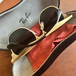 🔥 Gold Embossed Insanely Unique Ray-Ban Gold  Frame Sunglasses with Black Lenses