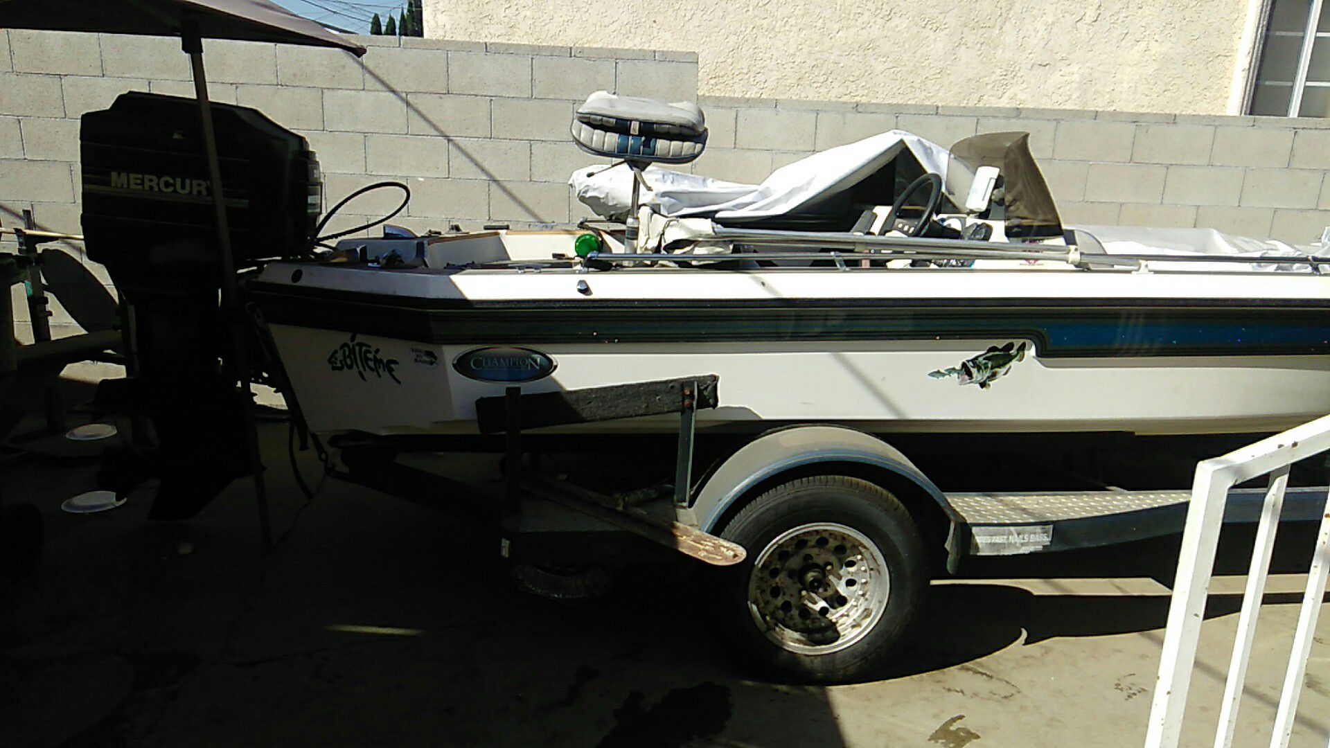 1993 champion bass/ski/family boat 19foot our trade for ocean boat