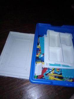 Lego education with lot's of Legos