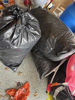 4 bolsa de ropa. Mixta