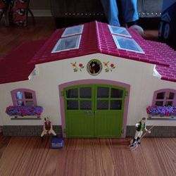 Schleich Horse Stable