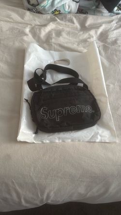 Supreme handbag ss18
