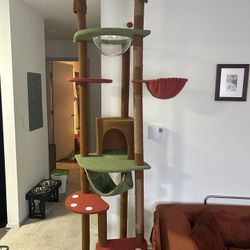 Mushroom Leverage cat tree
