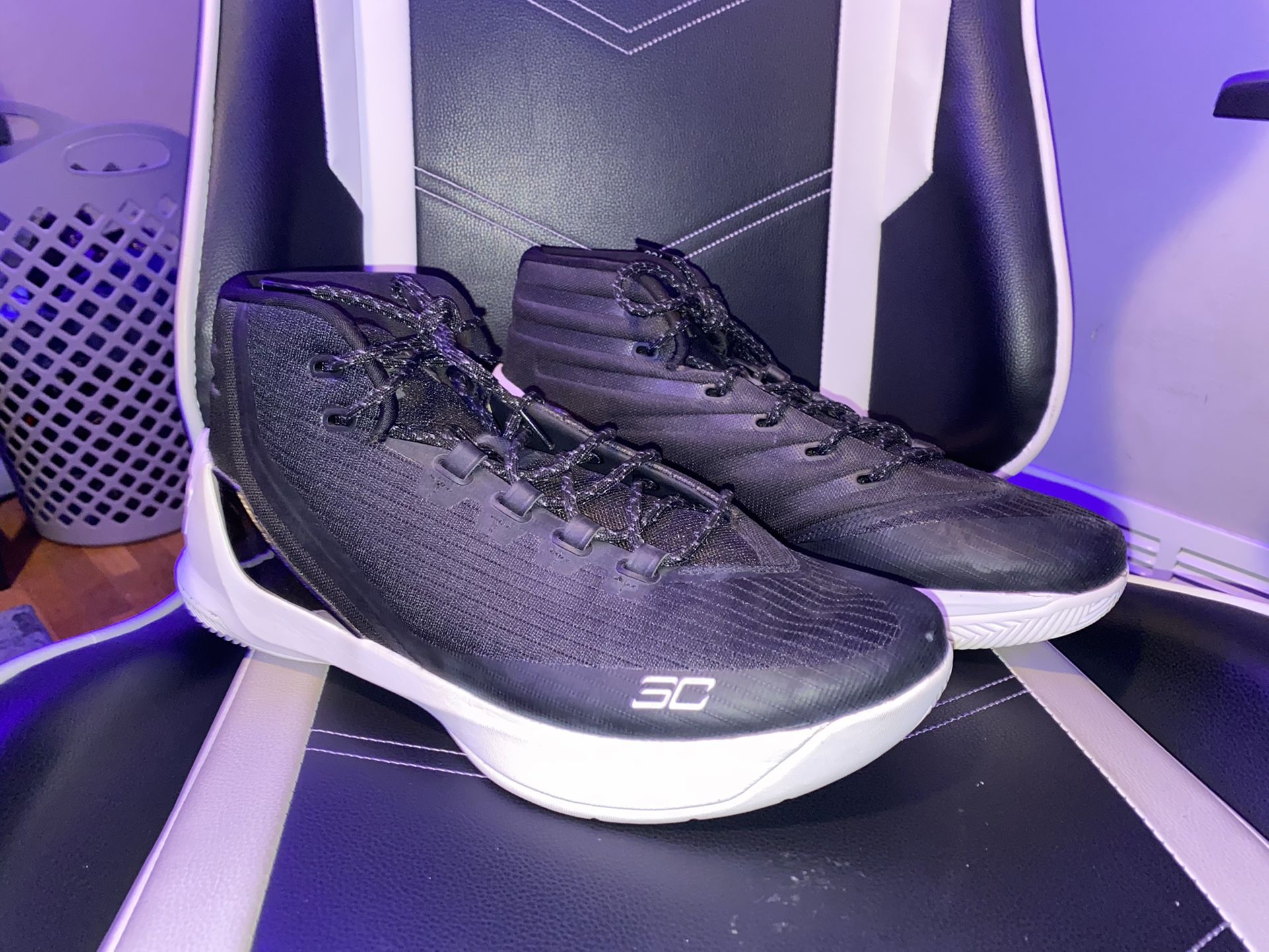 Curry 3: Cyber Monday High Top