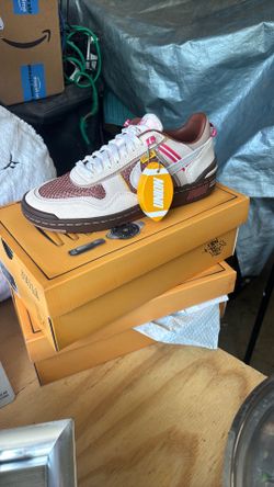 Nike Union LA General Shimmer
