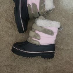 Girls Snow Boots Size 9