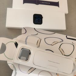 Apple Watch SE GPS + Cellular