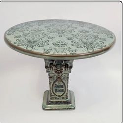 Disney Haunted Mansion Ceramic Stand 