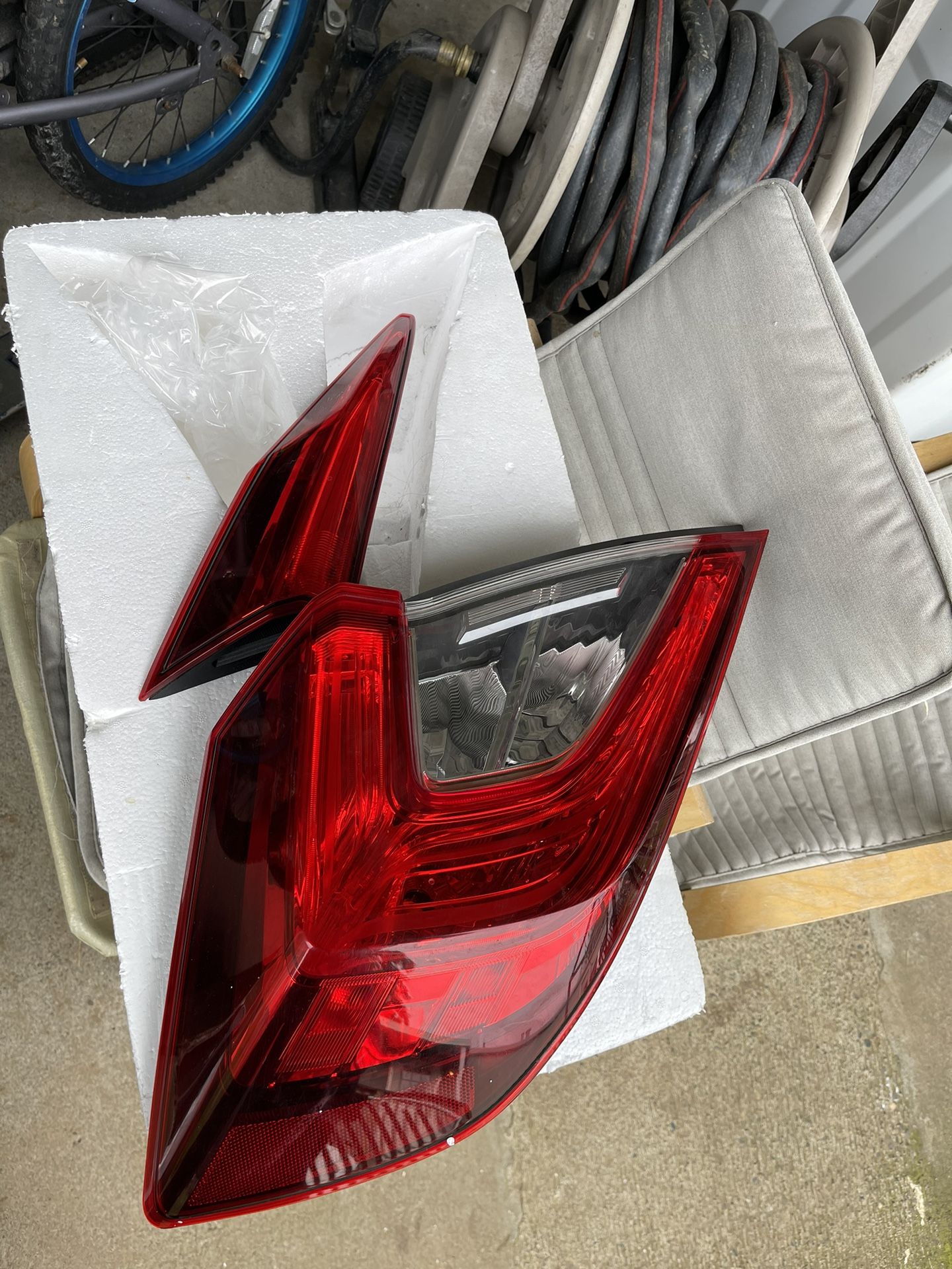 2016-19 Honda Civic Sedán Tail Lights 