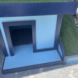 Dog house 