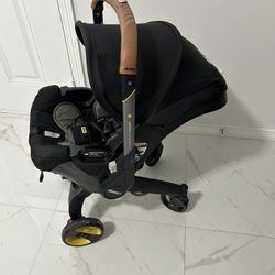 Doona Stroller 