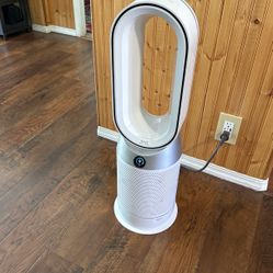Dyson Hp7c Fan Air-Purifier And Heater Combo