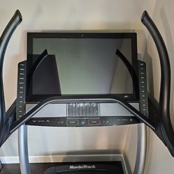 NORDICTRACK COMMERCIAL X32i 