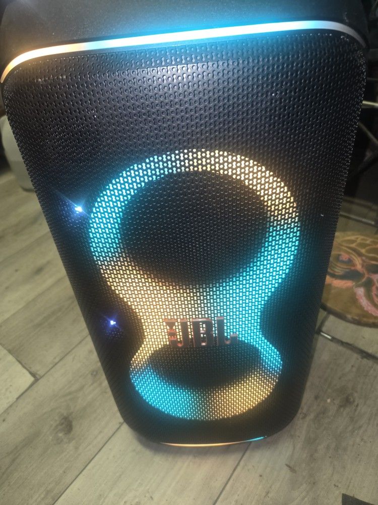 Jbl Party Box Club 120 With Jbl Bluetooth Microphone