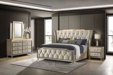 Lorient Ivory/Camel 4-piece California King Bedroom Set