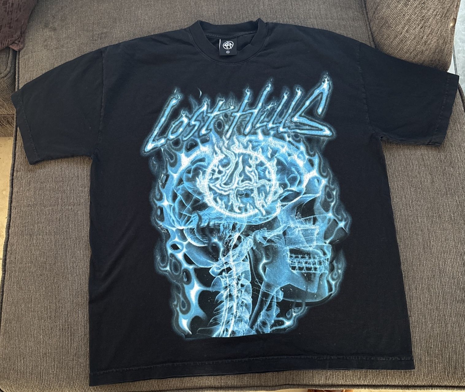 Lost Hills Black Graphic T Shirt Mens Size: XL