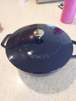 Staub Cast Iron Dutch Oven 4qt