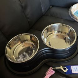 Dog Bowl-leash/collar Brand New 