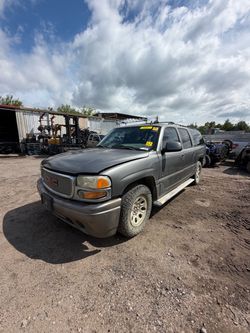 2006 GMC YUKON XL DENALI 6.0L ENGINE / 4L65E AWD - FOR PARTS ONLY