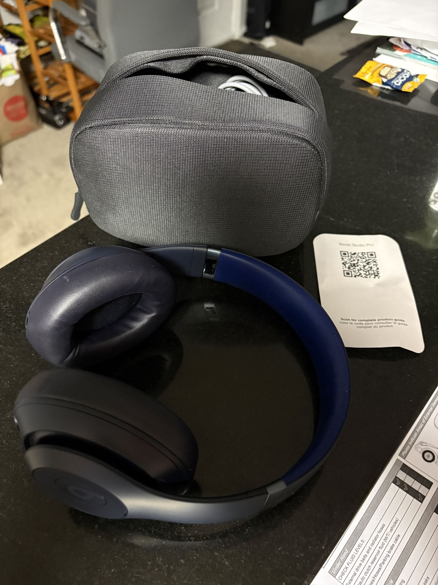 Beats Studio Pro (blue)
