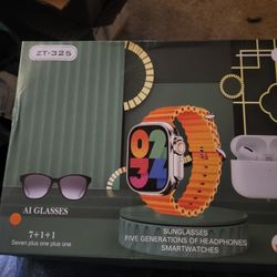 New In Box Ai Set Watch Glasses And Ear Buds 