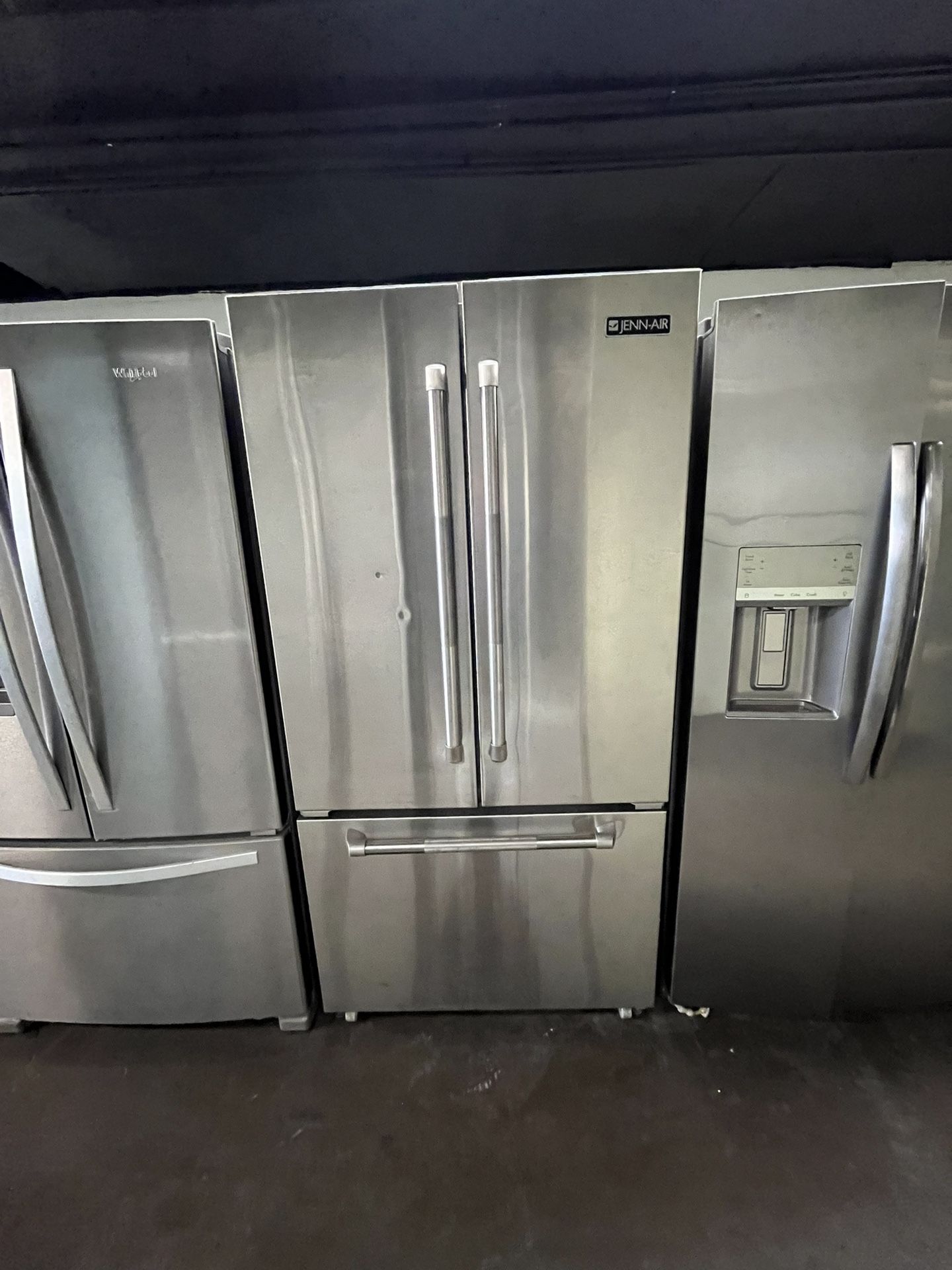 JENN AIR COUNTER DEPTH REFRIGERATOR