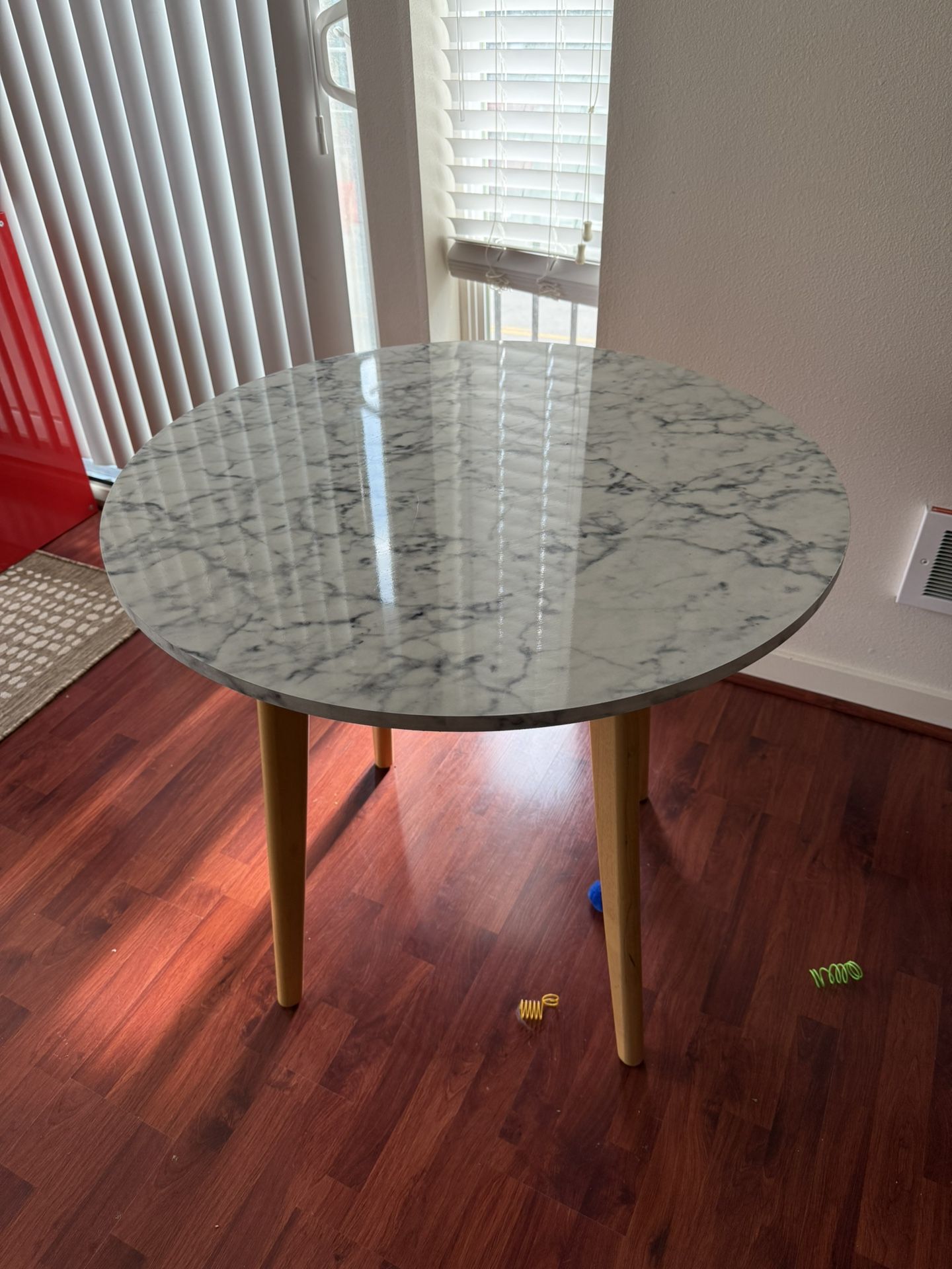 31.5” Round Kitchen Dining Table