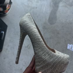 Steven madden 6 In Heel