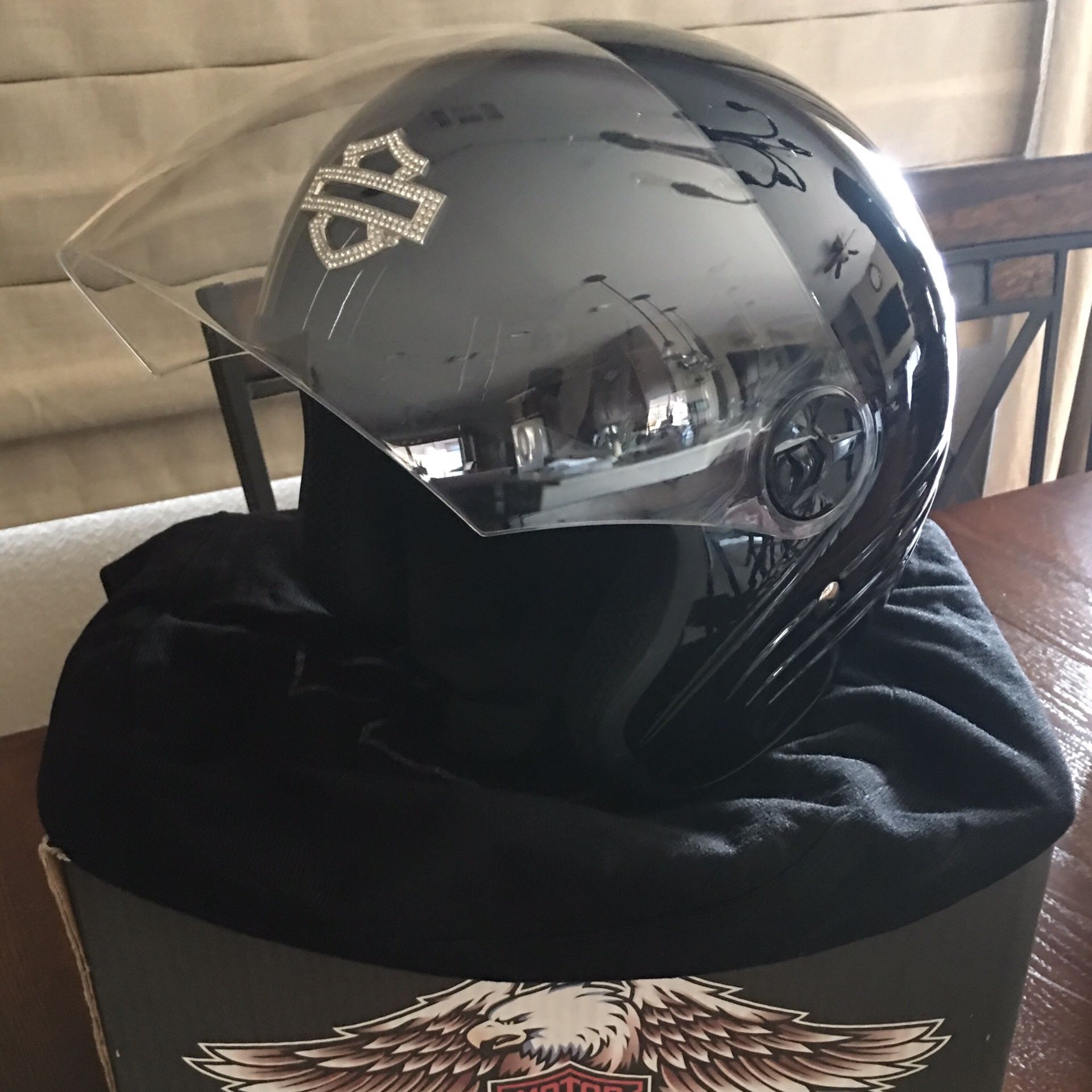 Harley Women’s Helmet w/ Bling Logo, Size:Medium, Mint Condition ($220 new)