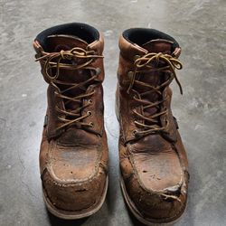 Red Wing Irish Setters Work Boots Size 8.5 