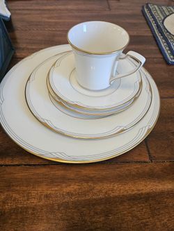Noritake Golden Cove 60 pieces