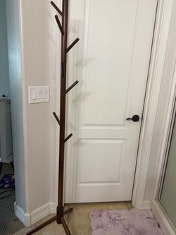 Towel hanging stand (wooden)