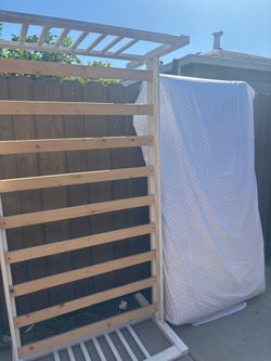 Bed wooden