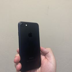 iPhone 7 Unlocked 32gb