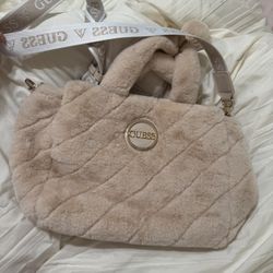Guess Crossbody