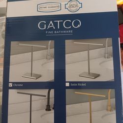Gato Countertop  Hand Towel  Holder