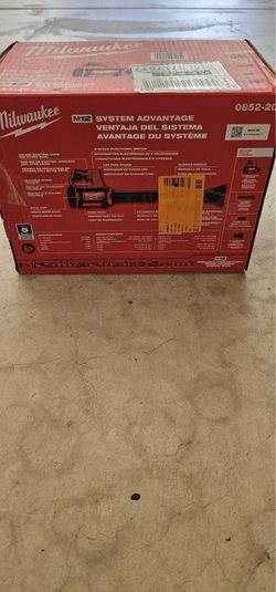 Milwaukee M12 12V Lithium-Ion Cordless Compact Spot Blower