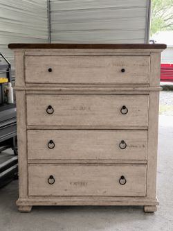 Napa Design Belmont king Bedroom Set