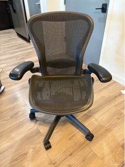 Herman Miller Aeron office chair - Size B