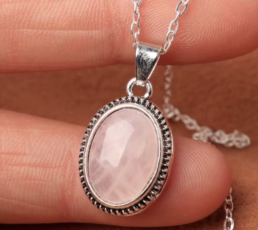 Gorgeous Marble Like Pink Pendent Necklace