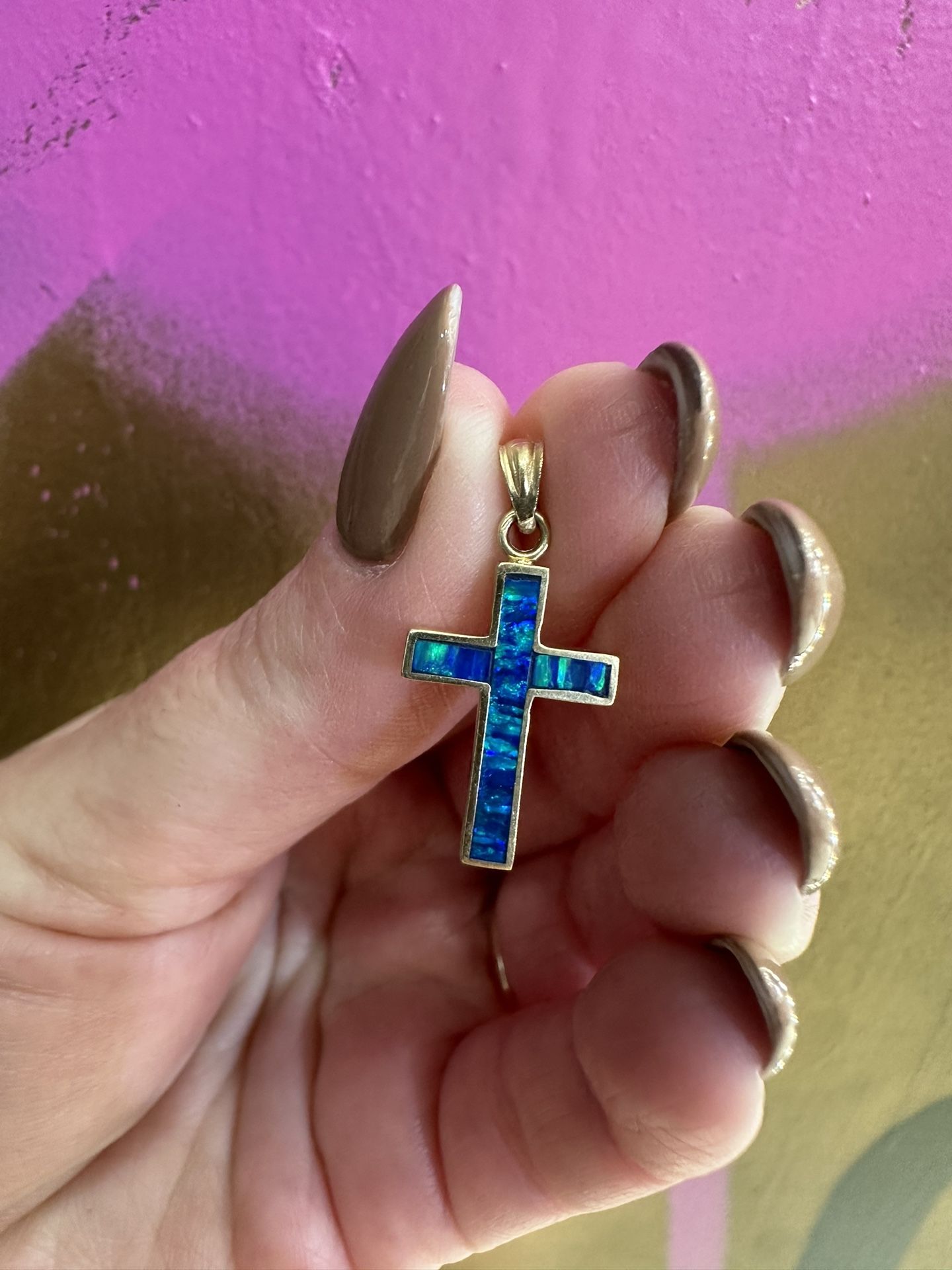 14k CROSS BLUE CHARM 