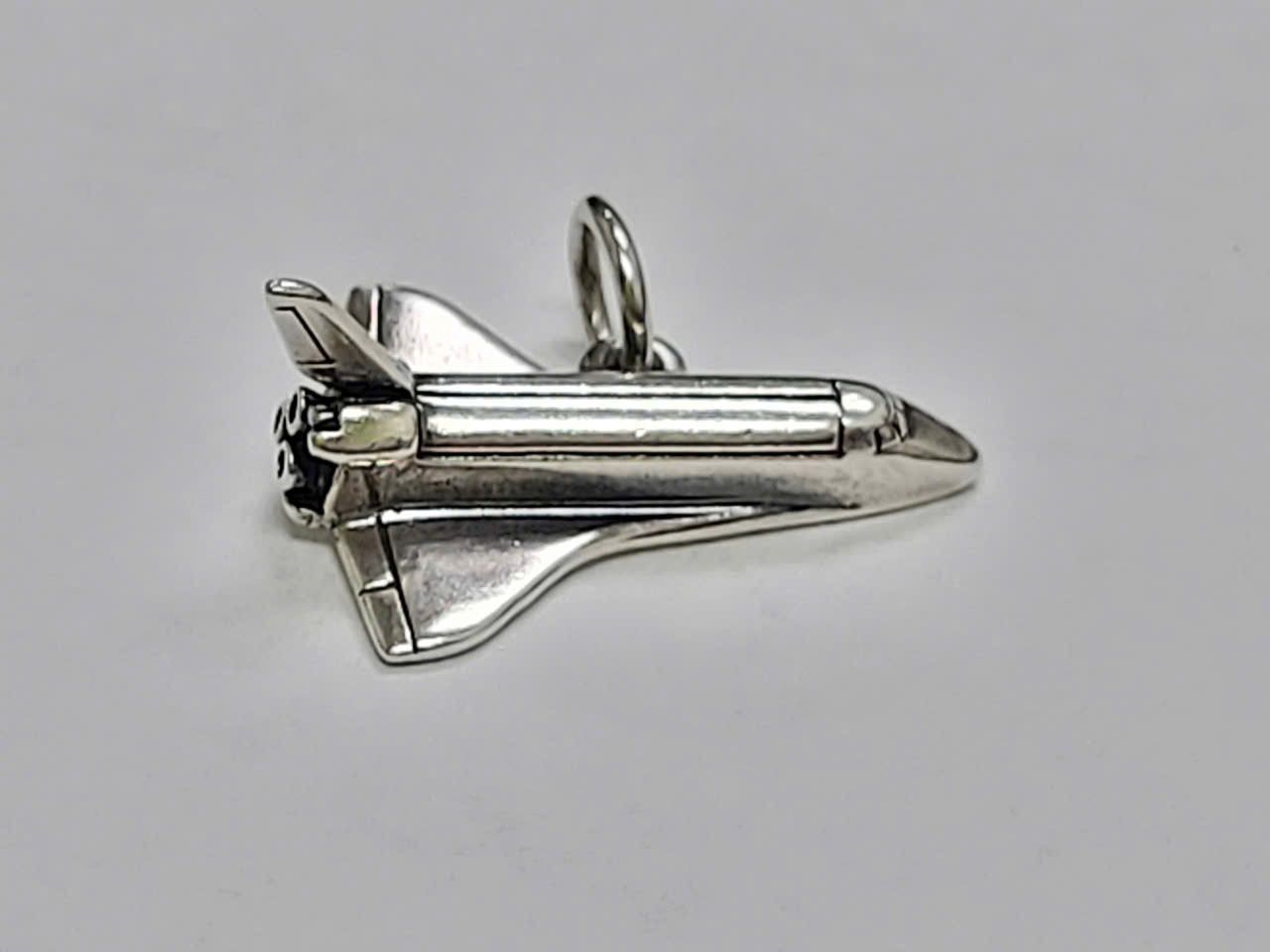 JAMES AVERY RETIRED NASA SPACE SHUTTLE CHARM - uncut loop