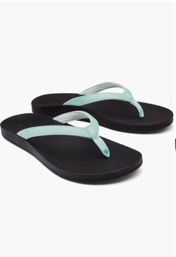 OluKai Puawe Flip Flop (Women)
